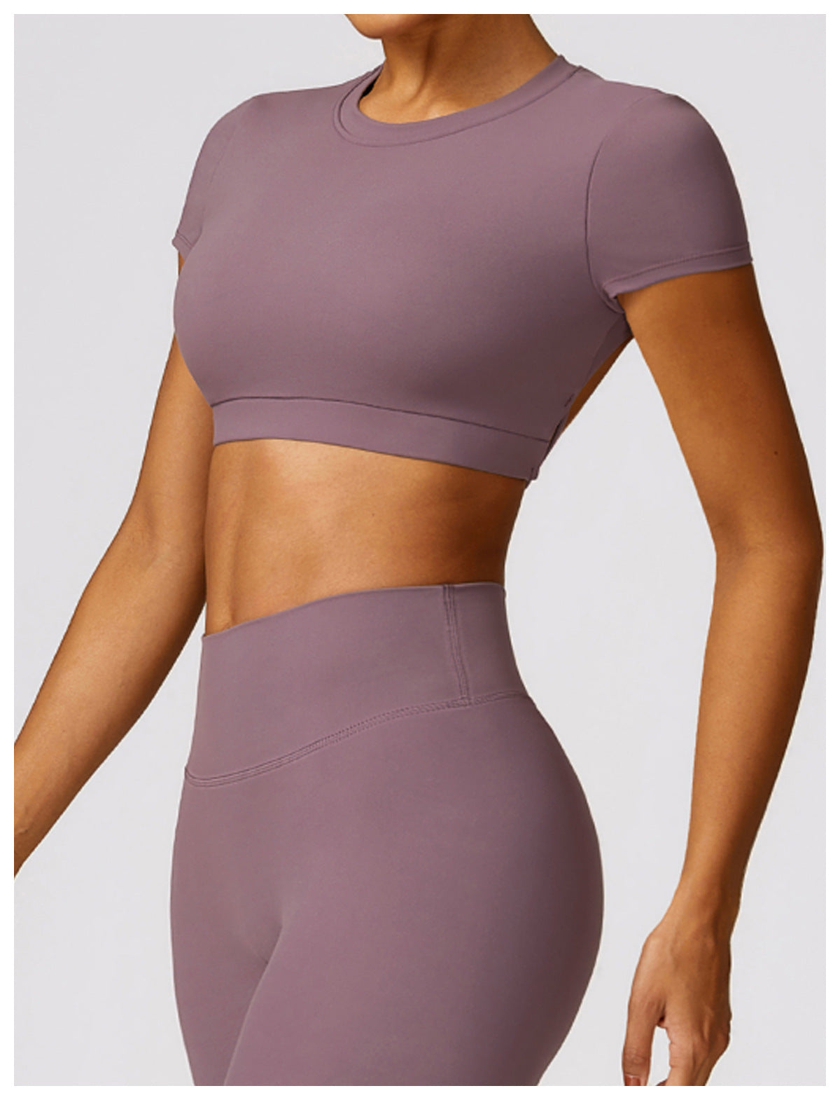 OPEN-BACK SCULPTING ACTIVE SET.